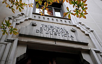 Tasas judiciales: los TSJ del País Vasco y de Canarias se pronuncian a favor de su exención total