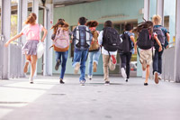 El abandono escolar temprano baja al 19,4%, la mejor cifra de la historia de España 