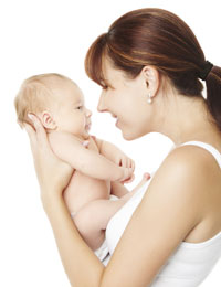 La Seguridad Social ha tramitado 210.655 procesos de maternidad y 176.308 de paternidad hasta septiembre de 2014