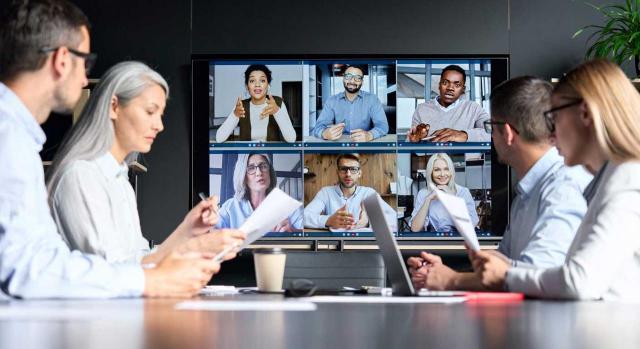 Se trata de un supuesto no previsto por el art. 124.6 de la LRJS. Imagen de videoconferencia de trabajo online