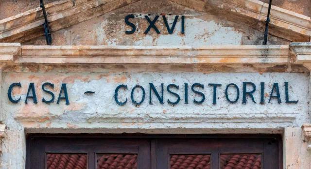 Despido objetivo por causas económicas en el sector público. Fachada de Casa Consistorial del SXVI