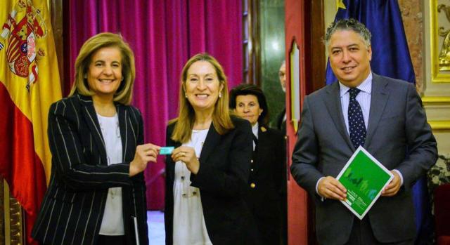 Fátima Báñez presenta el Informe Anual 2016 del Fondo de Reserva a las Cortes Generales