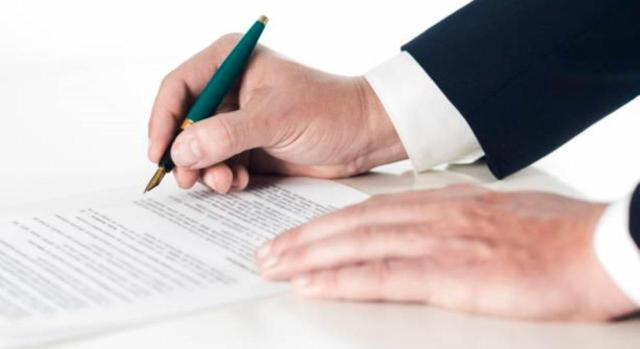 Procede la devolución de los autos al TSJ Procede la devolución de los autos al TSJ. Firma de documento