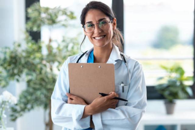 Médico especialista mejora IT Médico especialista mejora IT