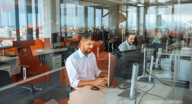 Aprobada una norma que equipara el derecho de los trabajadores a tiempo parcial